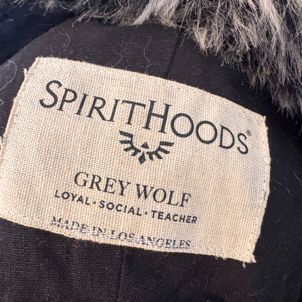 SpiritHoods Grey Wolf Faux Fur Hood Scarf With Paw Mittens - Picture 5 of 11